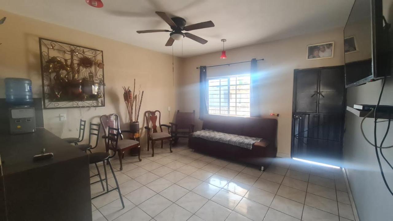 Casa A Pie De Playa Isla De La Piedra Apartamento Mazatlán Exterior foto