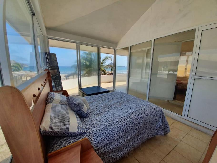 Casa A Pie De Playa Isla De La Piedra Apartamento Mazatlán Exterior foto